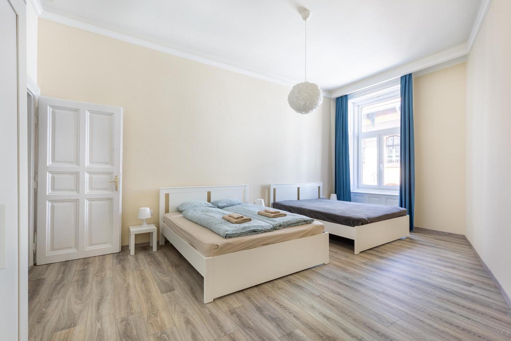 R62A Rottenbiller Apartment ブダペスト エクステリア 写真